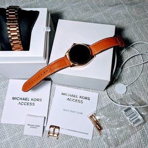 Michael Kors Smart Watch + Leather Band